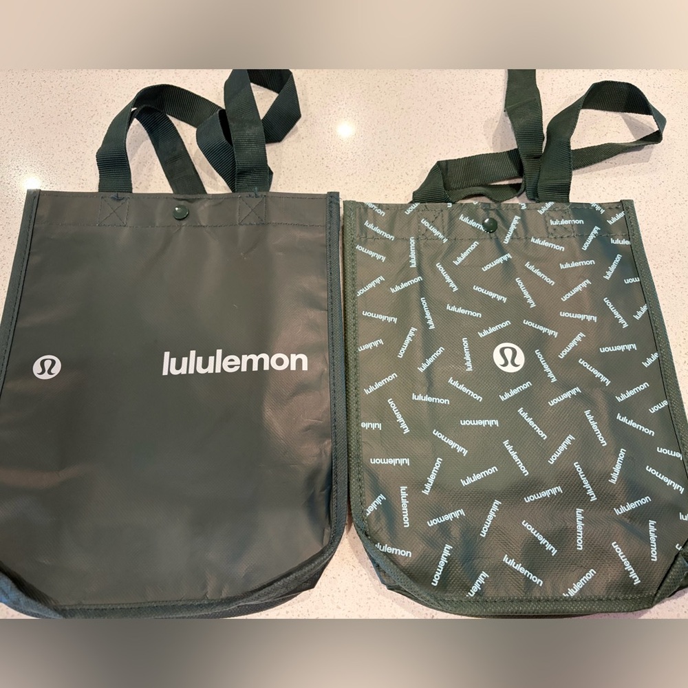 Lululemon Green Small reusable shopping bags totes NEW
